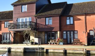 Horning - 2 Bedroom Town house