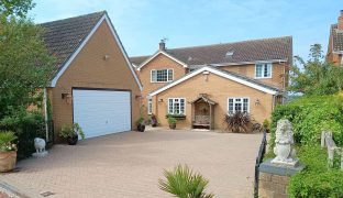 St Olaves - 4 Bedroom Detached house