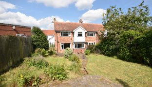 Horning - 3 Bedroom attached house