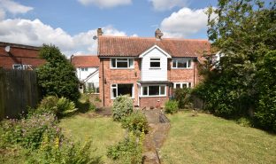 Horning - 3 Bedroom attached house
