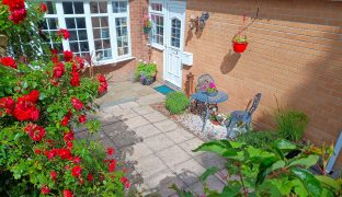 St Olaves - 4 Bedroom Detached house