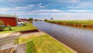 Martham - 2 Bedroom Detached bungalow