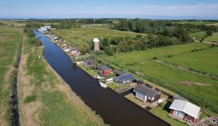 Martham - 2 Bedroom Detached bungalow