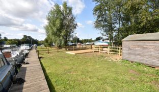 Wayford Bridge - Mooring Plot