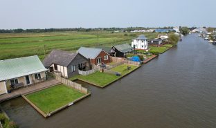 Potter Heigham - 3 Bedroom Detached bungalow