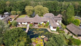 Wroxham - 6 Bedroom Detached house