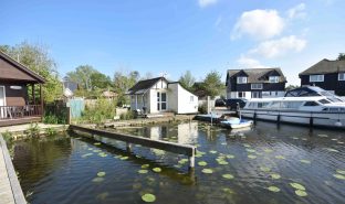 Hoveton - 1 Bedroom Bungalow 