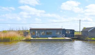 Potter Heigham - 2 Bedroom Detached bungalow