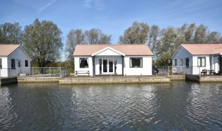 Potter Heigham - 3 Bedroom Detached bungalow