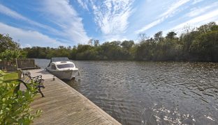 Ludham - 2 Bedroom Detached bungalow