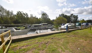 Wayford Bridge - Mooring plot