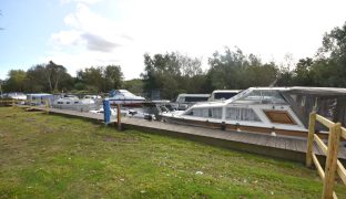 Wayford Bridge - Mooring plot