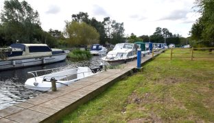 Wayford Bridge - Mooring plot