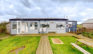 Potter Heigham - 2 Bedroom Detached bungalow