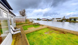 Potter Heigham - 2 Bedroom Detached bungalow