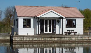 Potter Heigham - 3 Bedroom Detached bungalow