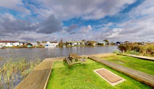 Potter Heigham - 2 Bedroom Detached bungalow