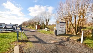 Potter Heigham - Mooring plot