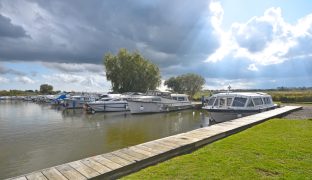 Potter Heigham - Mooring plot