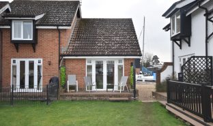 Wroxham - 1 Bedroom Town House