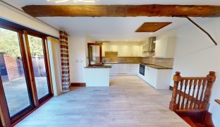 South Walsham - 3 Bedroom Barn conversion