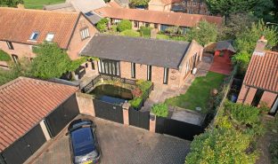 South Walsham - 3 Bedroom Barn conversion