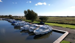 Potter Heigham - Mooring plot