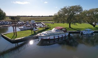 Potter Heigham - Mooring Plot