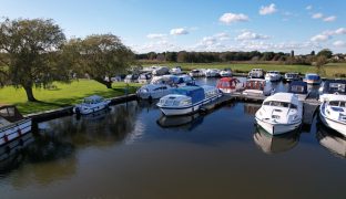 Potter Heigham - Mooring Plot