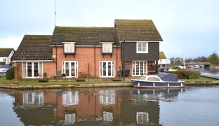 Wroxham - 2 Bedroom Town house