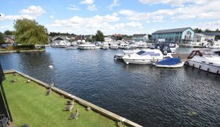 Wroxham - 2 Bedroom Town house